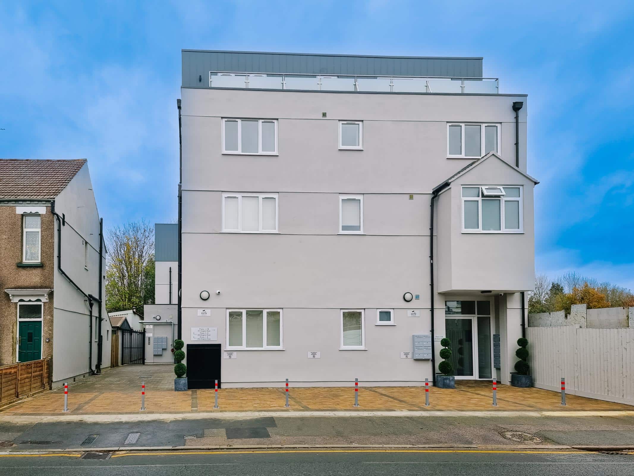 Kingston Road, Raynes Park