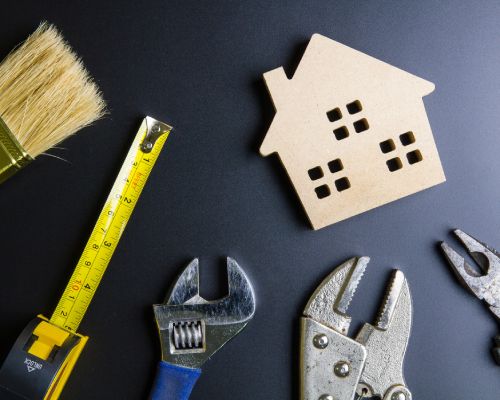 A Landlord’s Property Maintenance Contact List: Who To Keep On Call
